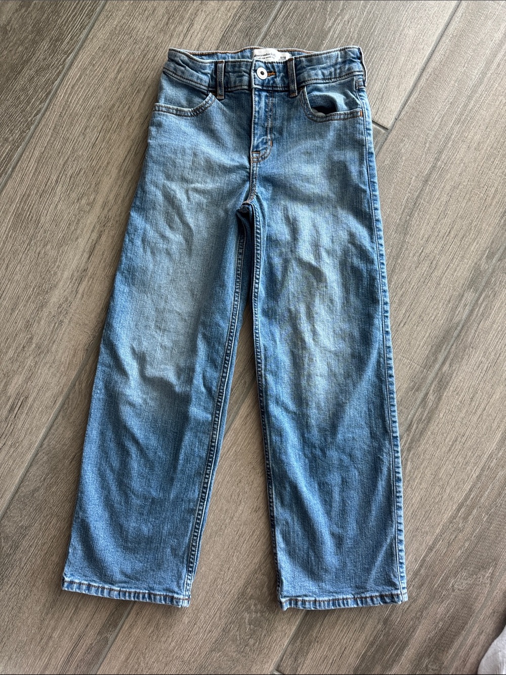 abercrombie kids light blue denim jeans size 9/10